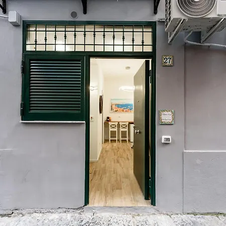 Апартаменты Il Cuore Di Napoli. Little Sweet Home. Неаполь